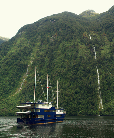 Doubtful-Sounds-Cruise