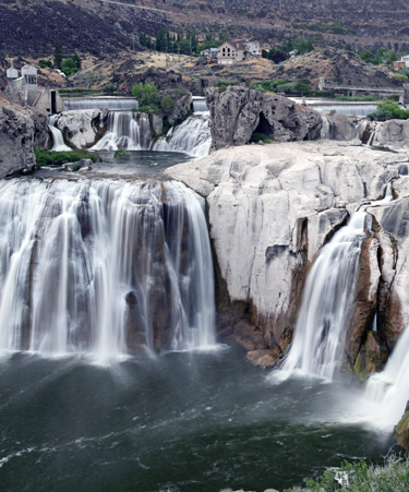 Twin-Falls